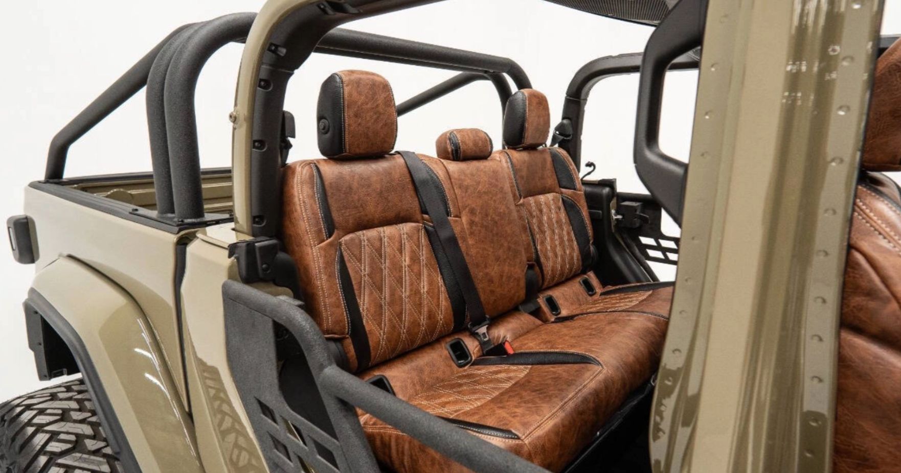Used 2025 Jeep Gladiator Sport AWD/4WD image 4