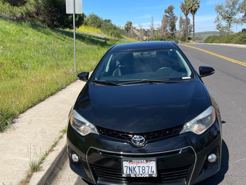 Used 2015 Toyota Corolla S image 4