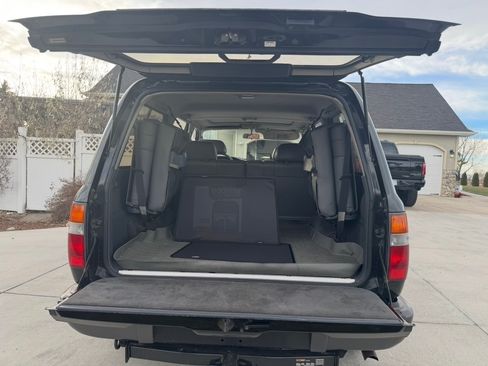 Used 1997 Toyota Land Cruiser image 11