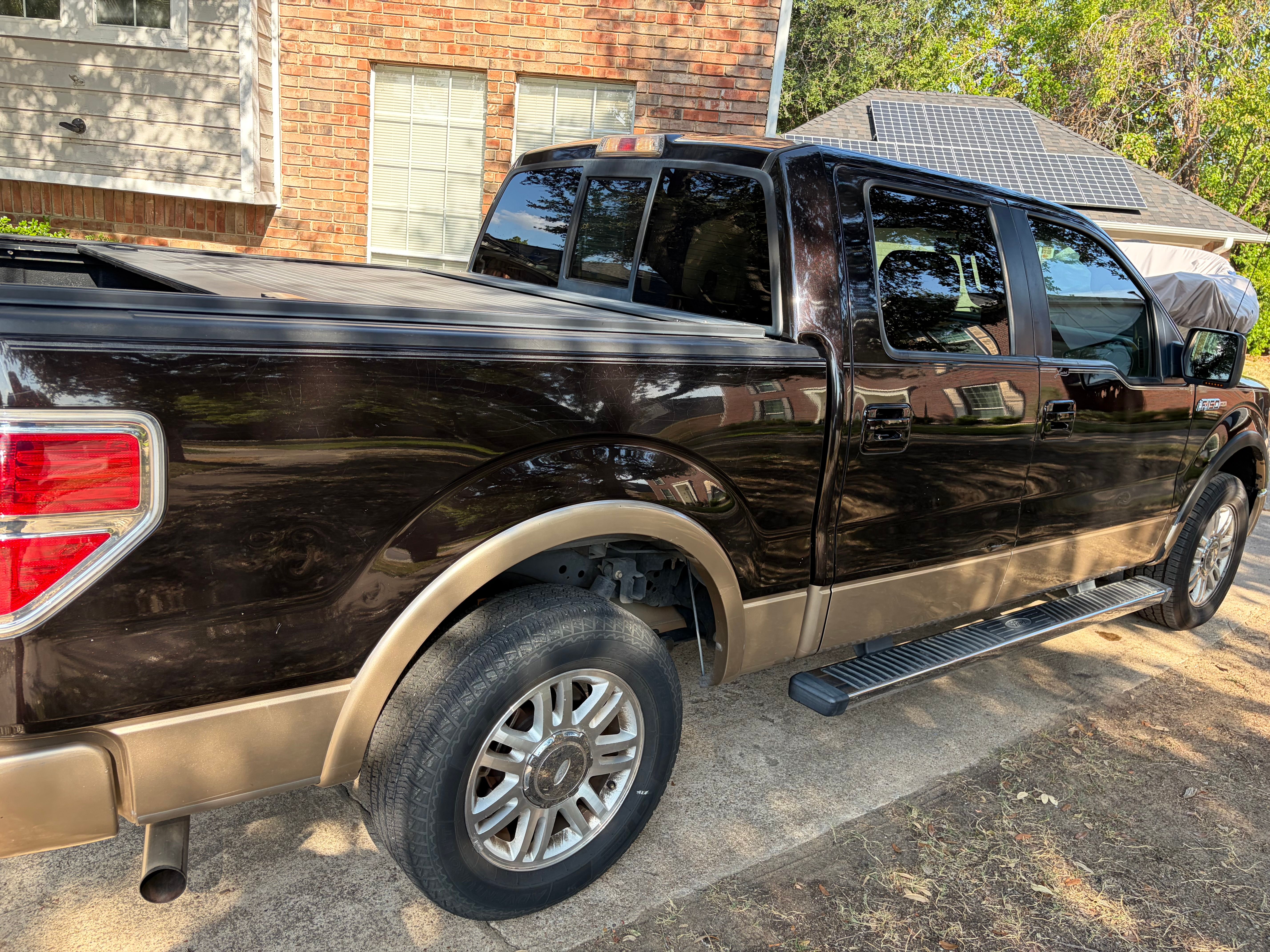 Used 2013 Ford F150 Lariat w/ Mid Equipment Group RWD image 5