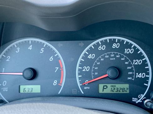 Used 2009 Toyota Corolla FWD image 8