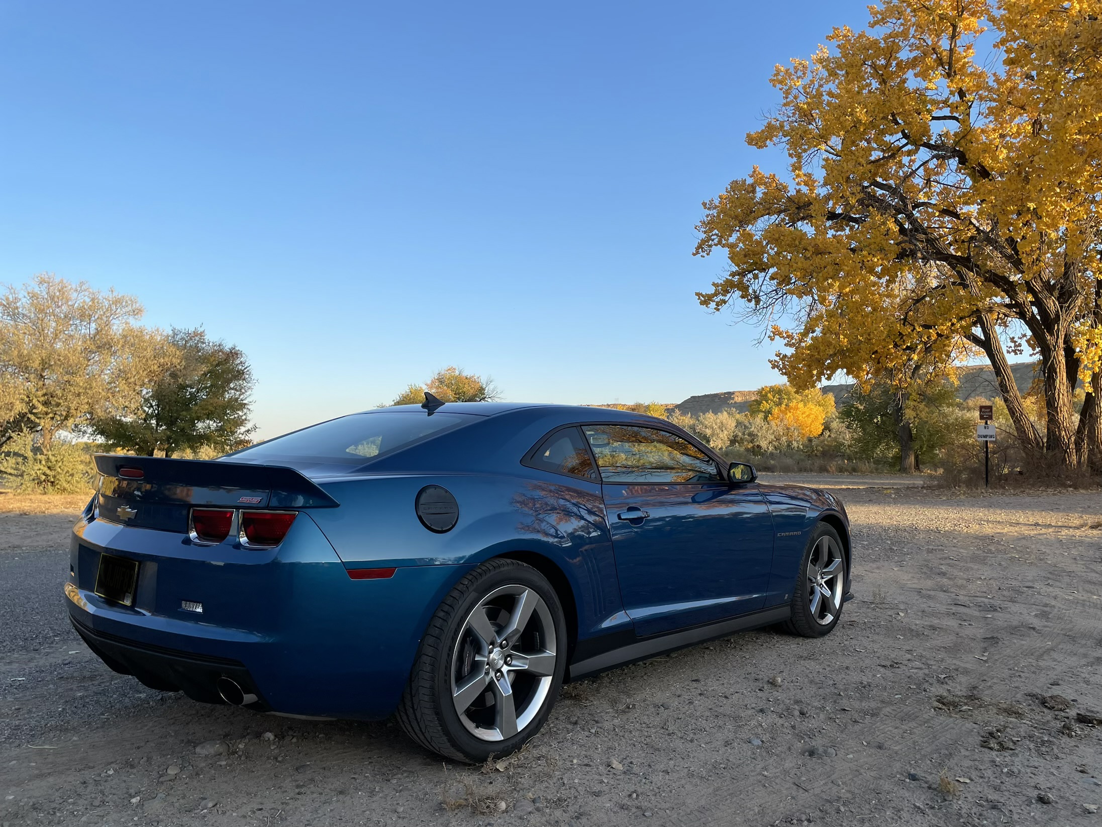 Used 2010 Chevrolet Camaro SS w/ RS Package RWD image 6