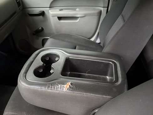 Used 2012 Chevrolet Silverado 2500 W/T AWD/4WD image 12