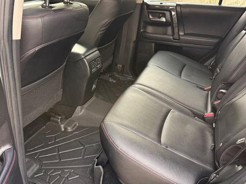 Used 2022 Toyota 4Runner TRD Off-Road Premium w/ Moonroof Package image 20