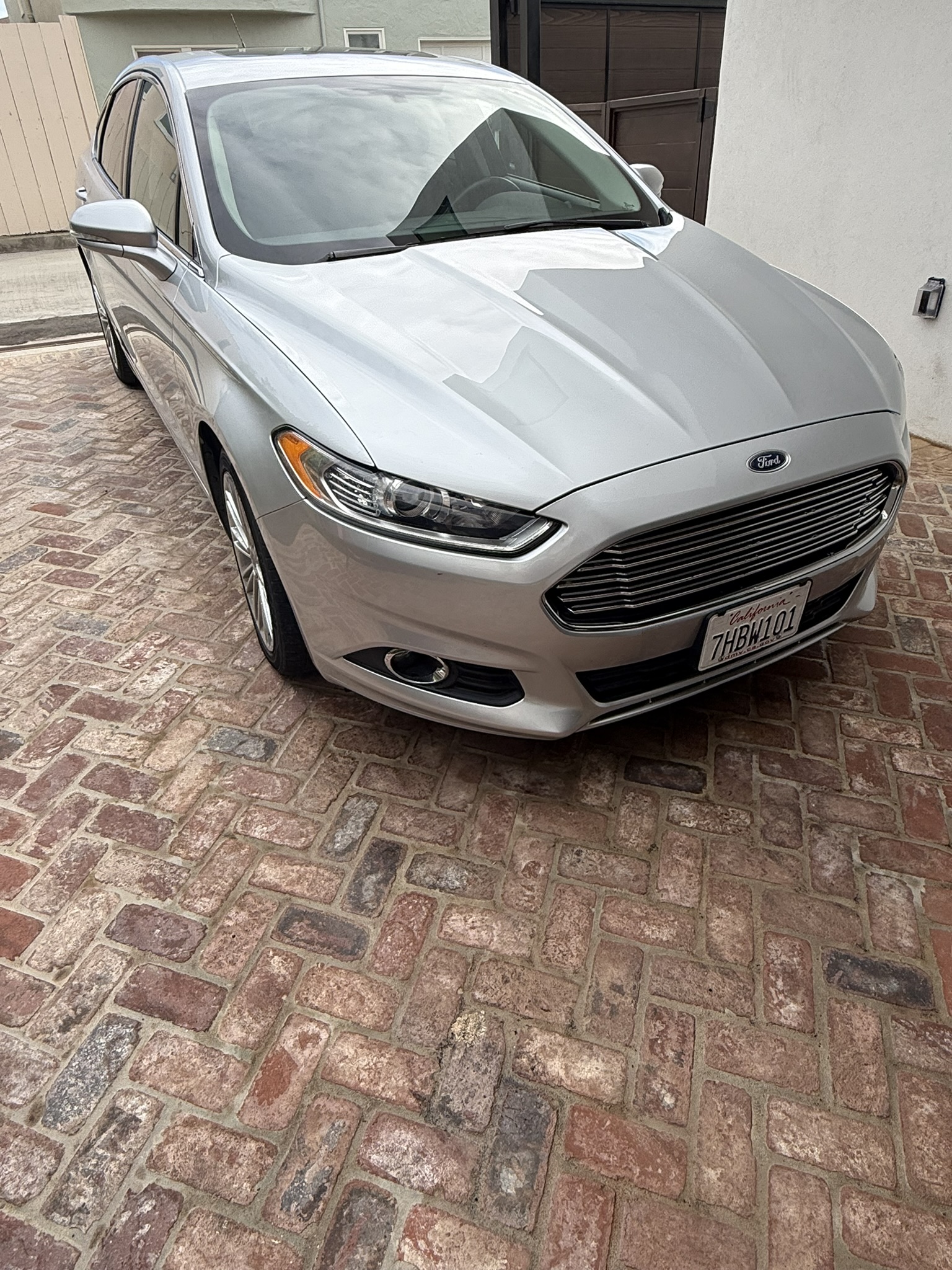 Used 2015 Ford Fusion SE w/ Equipment Group 202A FWD image 5