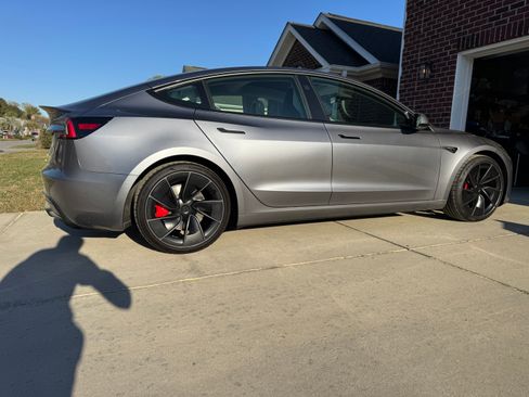 Used 2025 Tesla Model 3 Performance image 13