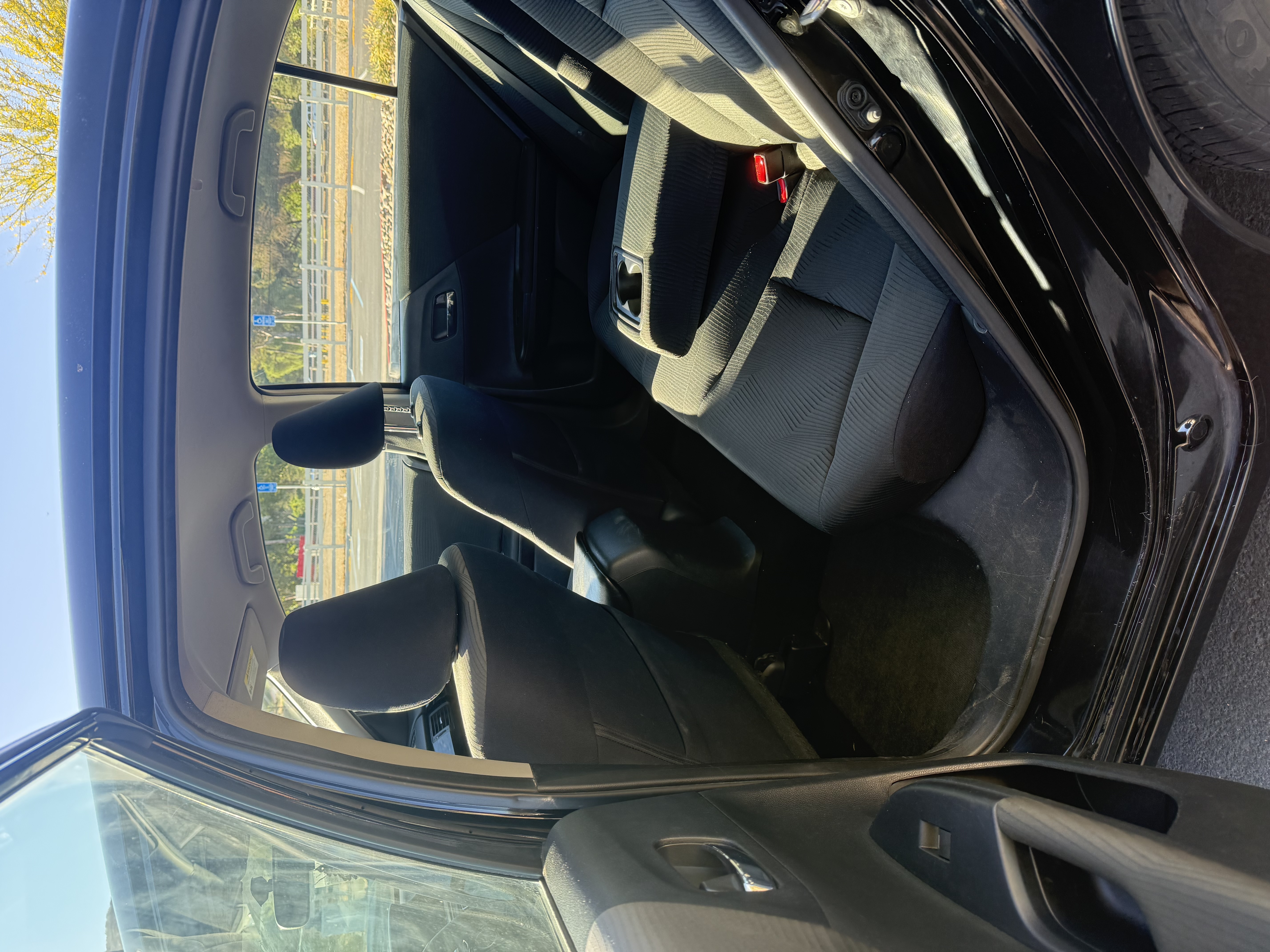 Used 2017 Honda Accord LX image 4