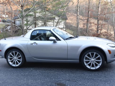 Used 2008 MAZDA MX-5 Miata Grand Touring w/ Premium Pkg image 1