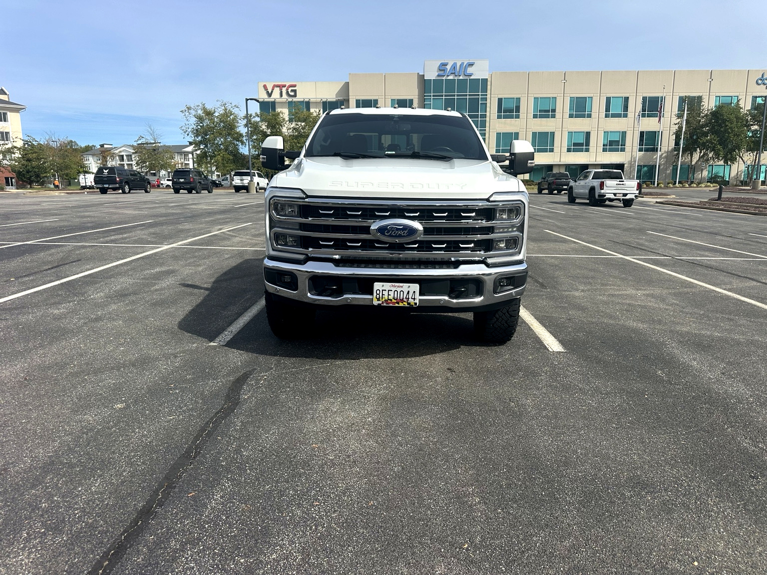 Used 2023 Ford F350 Lariat w/ Lariat Ultimate Package AWD/4WD image 8