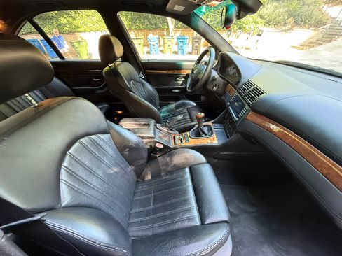 Used 2002 BMW M5 image 16