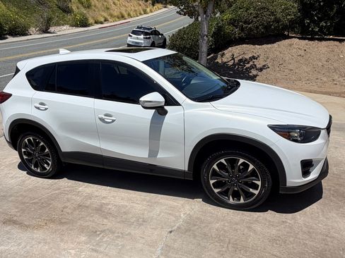 Used 2016 MAZDA CX-5 Grand Touring FWD image 2
