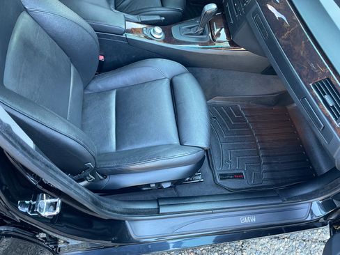 Used 2006 BMW 330i Sedan image 10