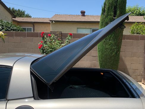 Used 2001 Chevrolet Corvette Coupe w/ Preferred Equipment Group2 image 2