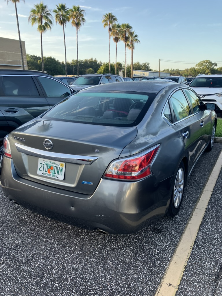 Used 2014 Nissan Altima 2.5 S FWD image 2