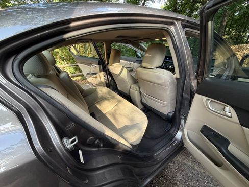 Used 2013 Honda Civic EX image 10
