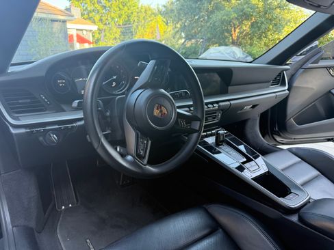 Used 2020 Porsche 911 Carrera S image 25