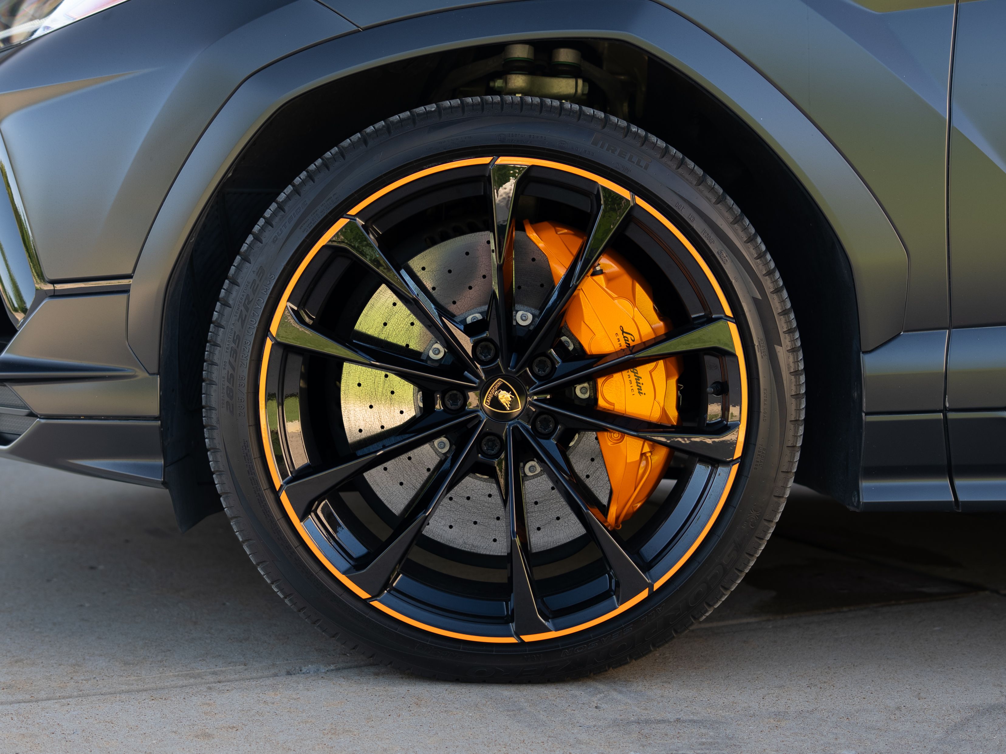 Used 2024 Lamborghini Urus S AWD/4WD image 4