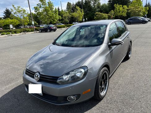 Used 2014 Volkswagen Golf TDI FWD image 4