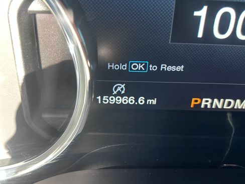 Used 2018 Ford F150 Lariat image 27