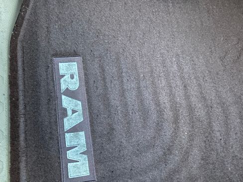 Used 2014 RAM 2500 Laramie image 4