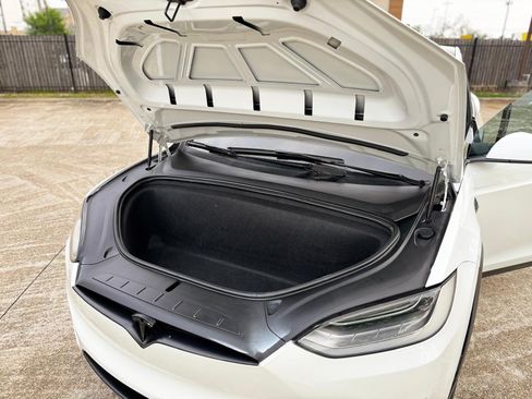 Used 2018 Tesla Model X P100D image 15