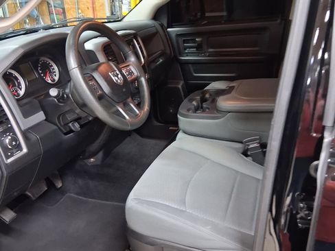 Used 2014 RAM 1500 Express image 12