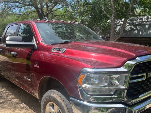 Used 2022 RAM 2500 Lone Star w/ Level C Equiment Group AWD/4WD image 1