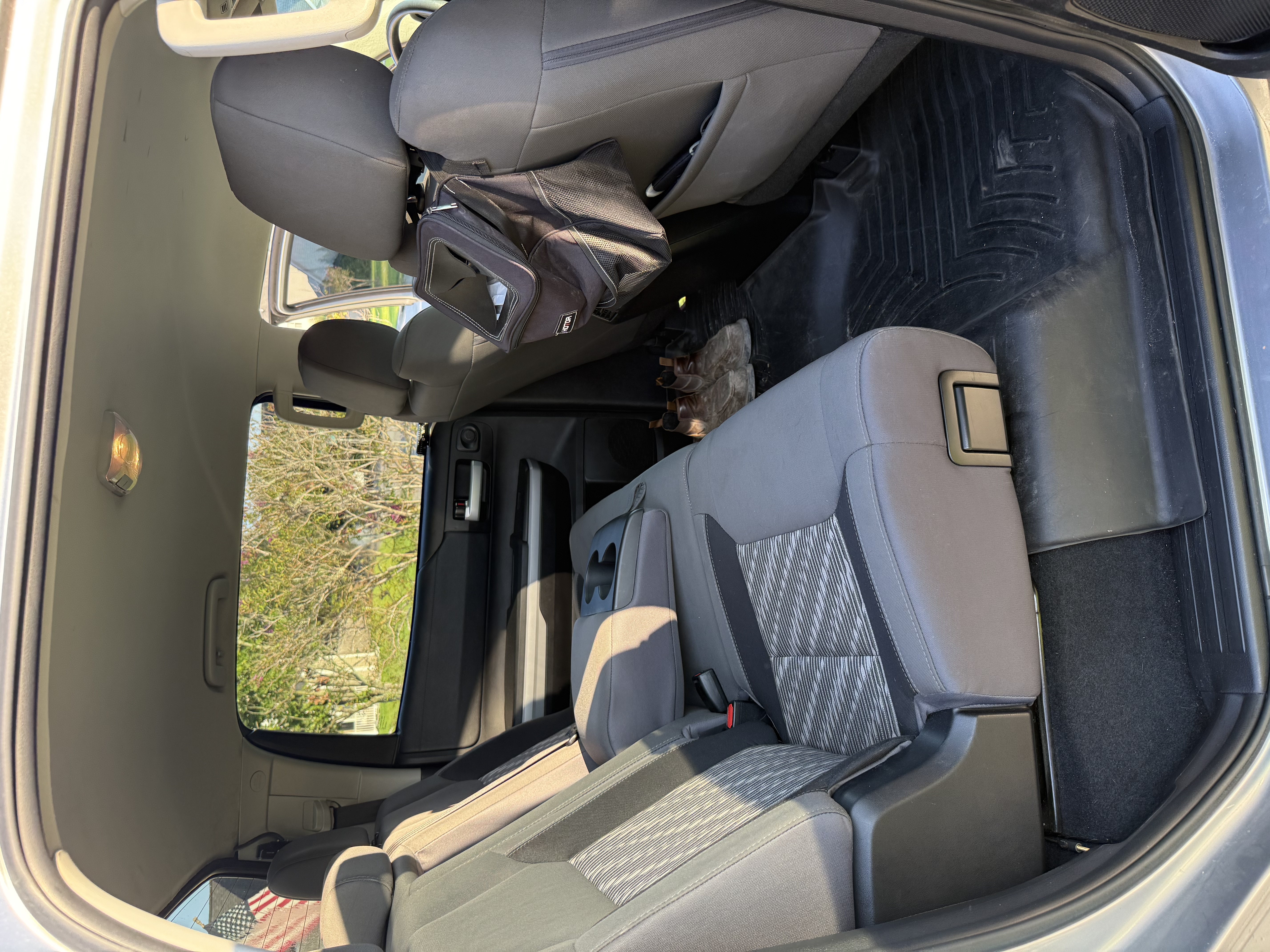 Used 2019 Toyota Tundra SR5 w/ Convenience Package AWD/4WD image 12
