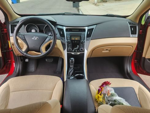 Used 2013 Hyundai Sonata GLS image 15