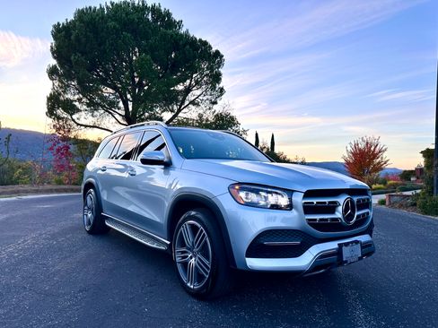 Used 2022 Mercedes-Benz GLS 450 4MATIC image 8