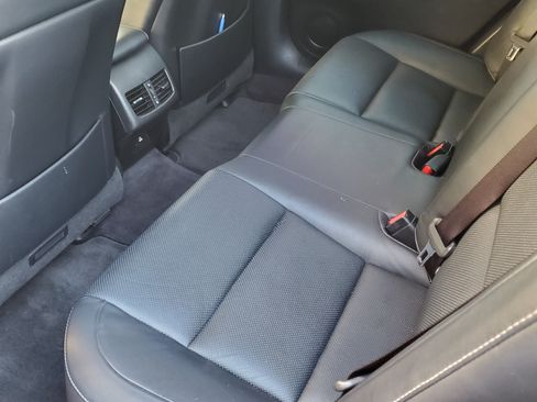 Used 2013 Lexus ES 300h image 6