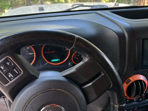 Used 2011 Jeep Wrangler Unlimited Sport AWD/4WD image 4