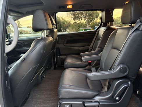Used 2022 Honda Odyssey EX-L image 16