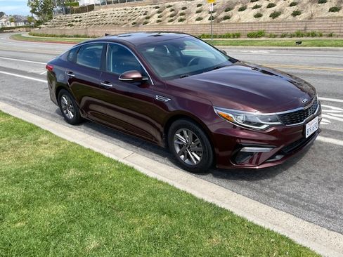 Used 2020 Kia Optima LX FWD image 4