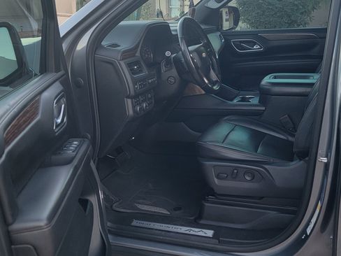 Used 2021 Chevrolet Tahoe High Country w/ Premium Package image 6