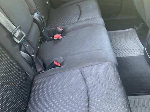 Used 2019 Dodge Journey SE FWD image 15