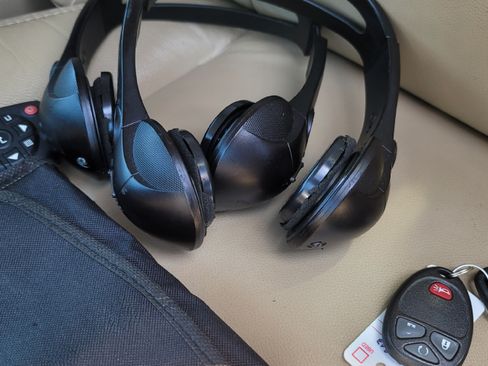 Used 2007 Chevrolet Avalanche LTZ w/ LTZ Preferred Equipment Group image 11