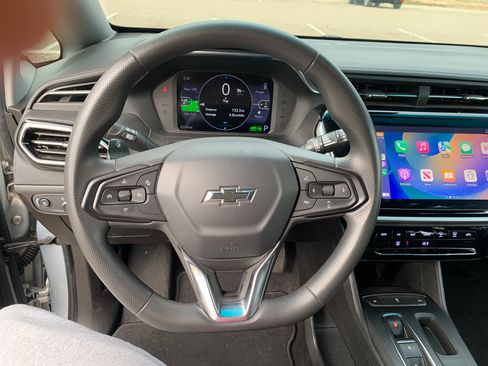 Used 2022 Chevrolet Bolt LT image 14