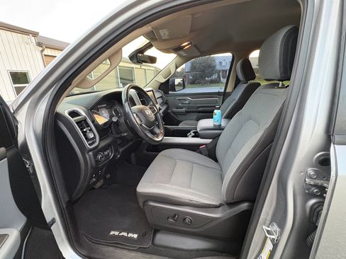 Used 2019 RAM 1500 Big Horn AWD/4WD image 10