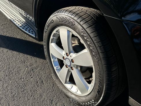 Used 2010 Mercedes-Benz ML 350 2WD image 20