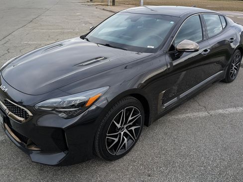 Used 2022 Kia Stinger GT-Line image 1