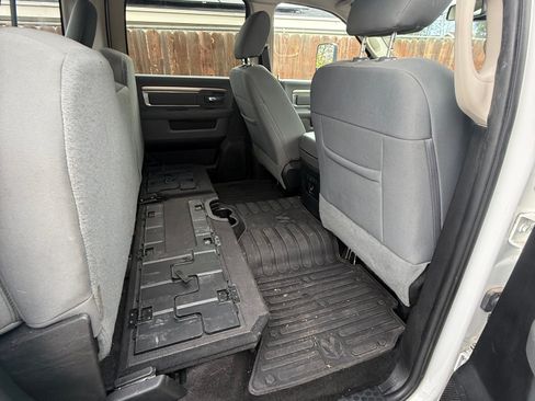 Used 2017 RAM 3500 Lone Star AWD/4WD image 21