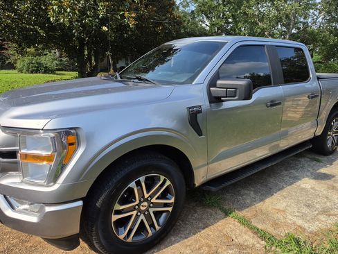 Used 2021 Ford F150 XL w/ STX Appearance Package RWD image 2