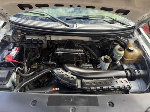 Used 2005 Ford F150 XLT image 14