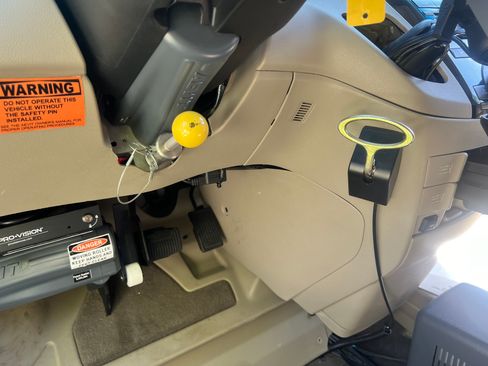 Used 2012 Honda Odyssey EX-L image 22