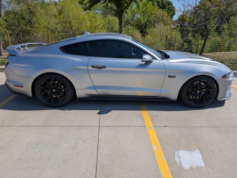 Used 2020 Ford Mustang GT w/ GT Performance Package image 13