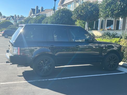 Used 2010 Land Rover Range Rover Supercharged image 8