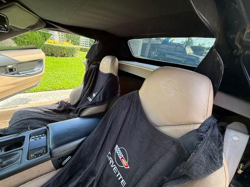 Used 1994 Chevrolet Corvette Convertible image 17