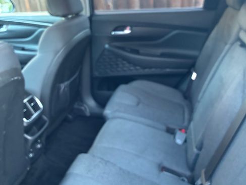 Used 2020 Hyundai Santa Fe SE image 5