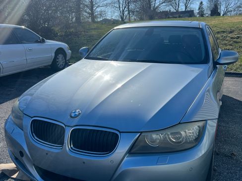 Used 2011 BMW 328i xDrive 328i xDrive Sedan 4D image 5